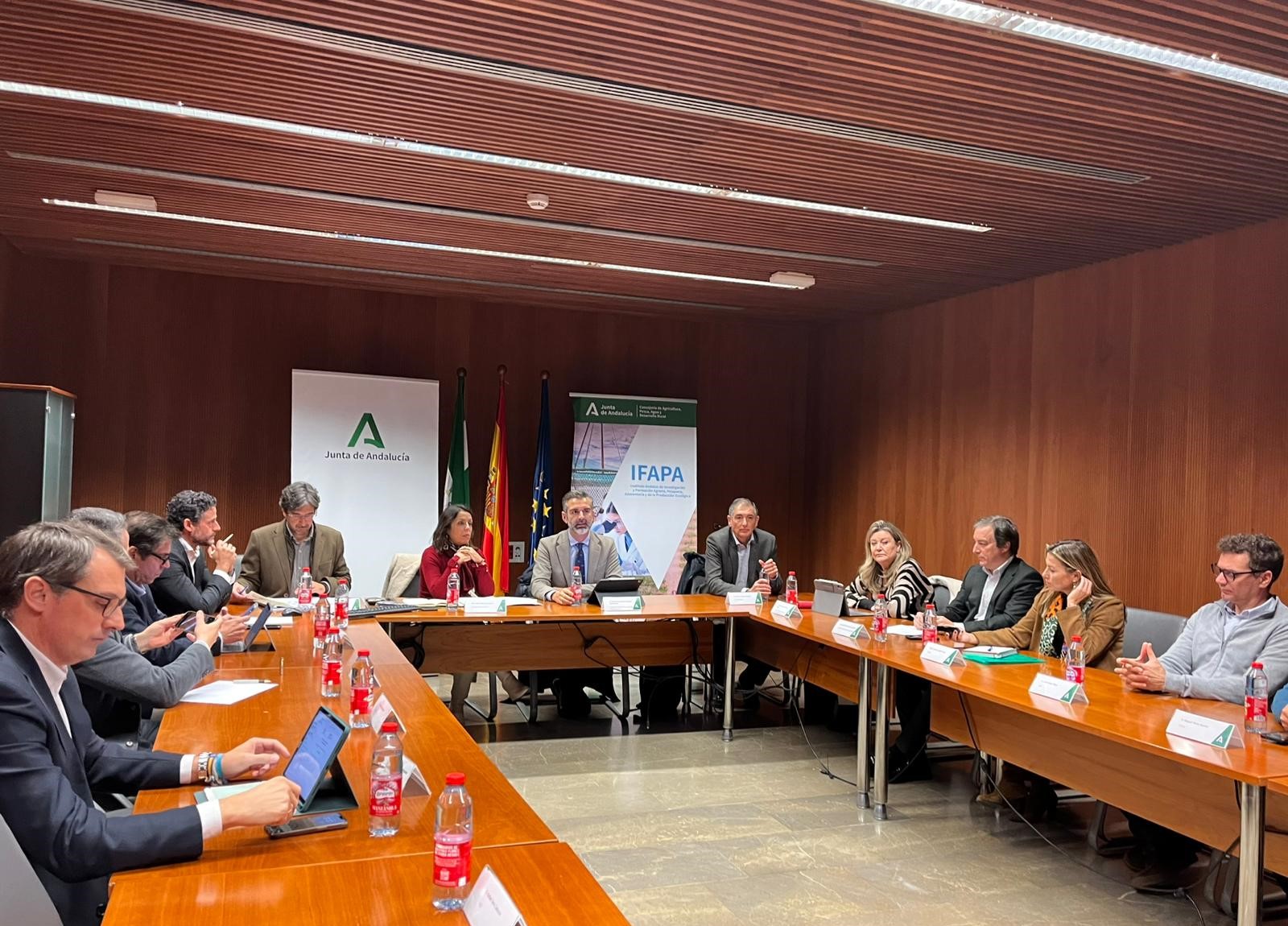 Fernández-Pacheco anuncia que Sevilla acogerá en marzo el I Congreso IFAPA